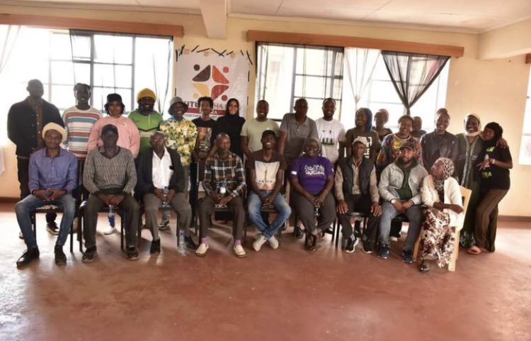 KituoHaki's tweet photo. We recently covened an inter religious committee meeting in kibera,Nairobi.Bringing together diverse faith leaders to review the positive impact of our freedom of religion or belief program.reducing hate crimes,religious discrimination and enhacing community cohesion. https://t.co/VJjik4nxWD