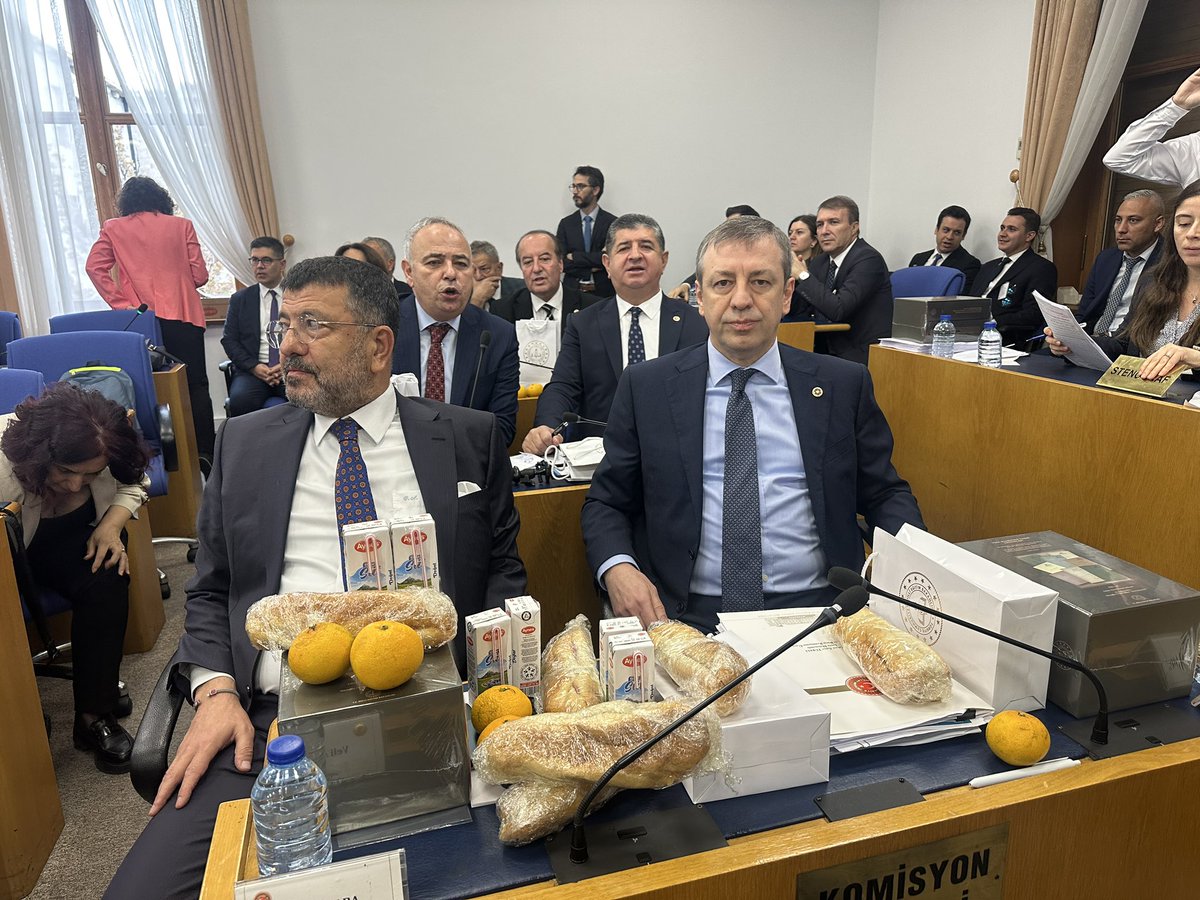 ratureli's tweet photo. TBMM Plan ve Bütçe Komisyonu'nda Milli Eğitim Bakanlığı'nın 2025 Yılı Merkezi Yönetim Bütçe Kanunu Teklifi ile 2023 Yılı Merkezi Yönetim Kesin Hesap Kanun Teklifi’ni görüşmeye başladık.

İktidarın, eğitim sistemini çökme noktasına getiren yanlış politikalarını ve yetersiz desteklerini ayrıntılı olarak konuşacağız.