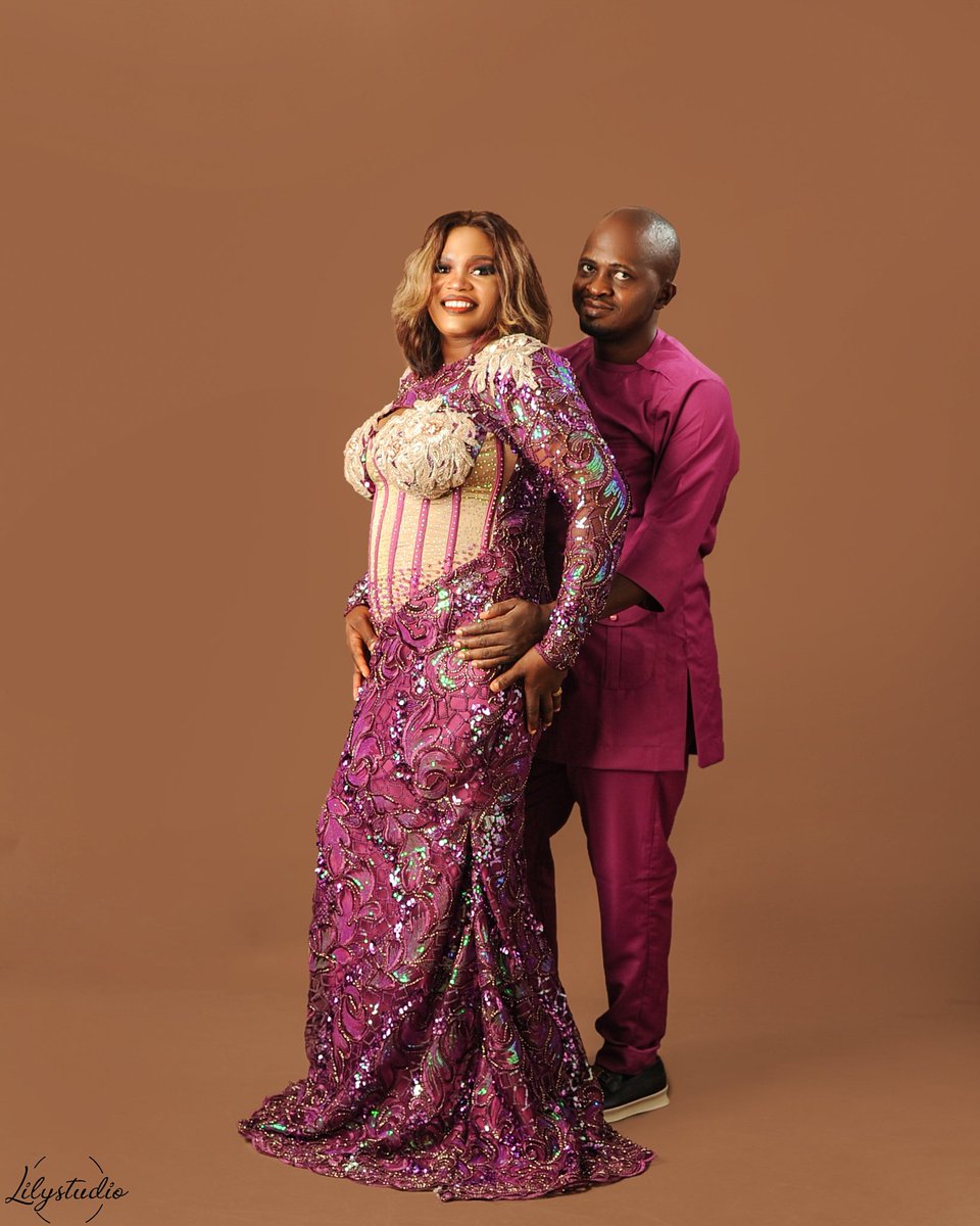 Ijeomaezike4's tweet photo. A decade already. 💃🏻Happy anniversary to us. ❤️❤️❤️
Forever in love and plenty through Christ our Lord Amen👏 https://t.co/ilgQmgpsNT