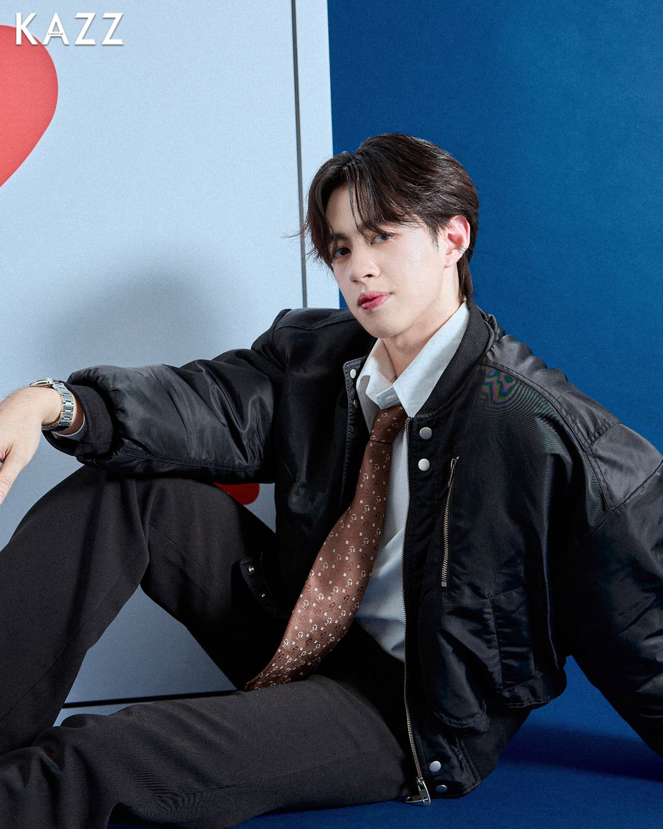 Kazzmagazine's tweet photo. #PROXIEGun🚦🧡

#PROXIE_TRAFFIC
#PROXIEStepUp #PROXIEth
#KAZZMAGAZINE https://t.co/1nSYg0F9fk