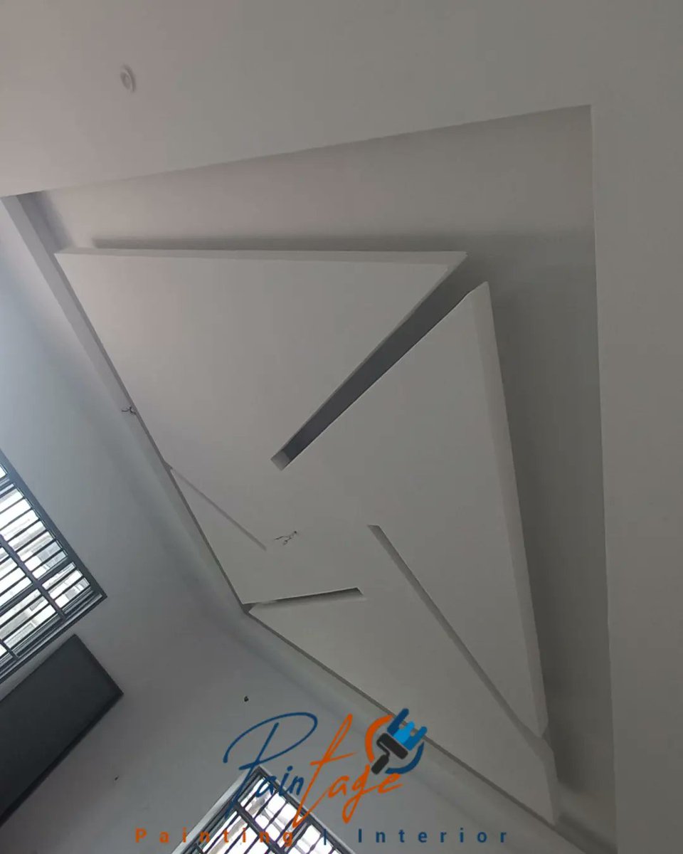 Paintageng's tweet photo. @ruffydfire We offer services like: 
- Gypsum board ceiling 
- pop ceiling
- Wall screeding and painting 
- interior deco and wall panel. https://t.co/socAhonZ3f