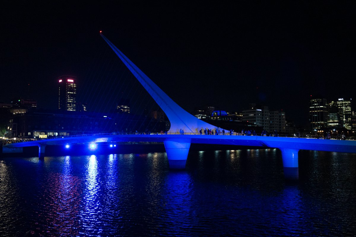 CatiaCilloniz's tweet photo. Argentina gracias por apoyar #Pneumolight en este #WorldPneumoniaDay @ajv67 @LauraPuli11 @twitaamr https://t.co/FyFmcWvAfb