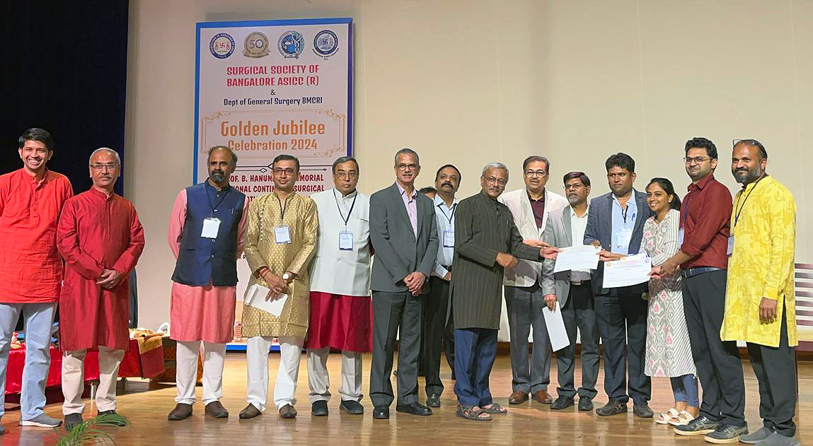 SrinivasVarsity's tweet photo. Big congrats to Dr. Karthik &amp; Dr. Pavithra, general surgery PGs at Srinivas Institute of Medical Sciences, for taking 1st place out of 90 teams in the Karnataka postgraduate quiz! They’ll now represent the state at the National Surgery Conference in Agra this December. https://t.co/j0UaGAIRIH