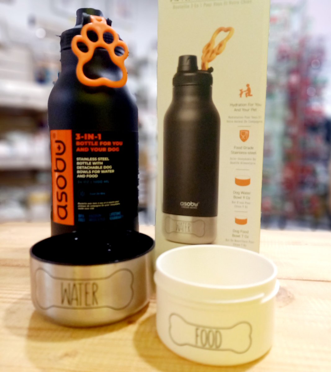 Does your dog love a good long walk? We have the perfect gift! This water bottle is ideal for keeping your dogs hydrated and it even has a cute little food bowl too 💛💛💛
#Hailsham #Eastbourne #Bexhill #TunbridgeWells #doglover #doggies #giftsfordogs