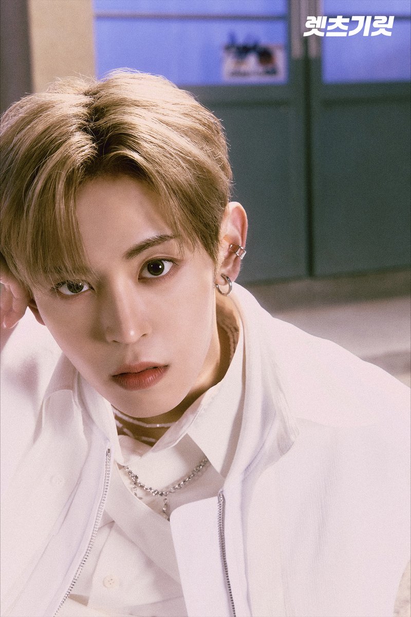 CUBE_NOWZ's tweet photo. NOWADAYS Digital Single [렛츠기릿 (Let's get it)]

Concept Photo #2
#현빈 #HYEONBIN

2024.11.21. 6PM (KST)

#NOWADAYS #나우어데이즈
#렛츠기릿 #Lets_get_it https://t.co/Kmuq7YLMSE