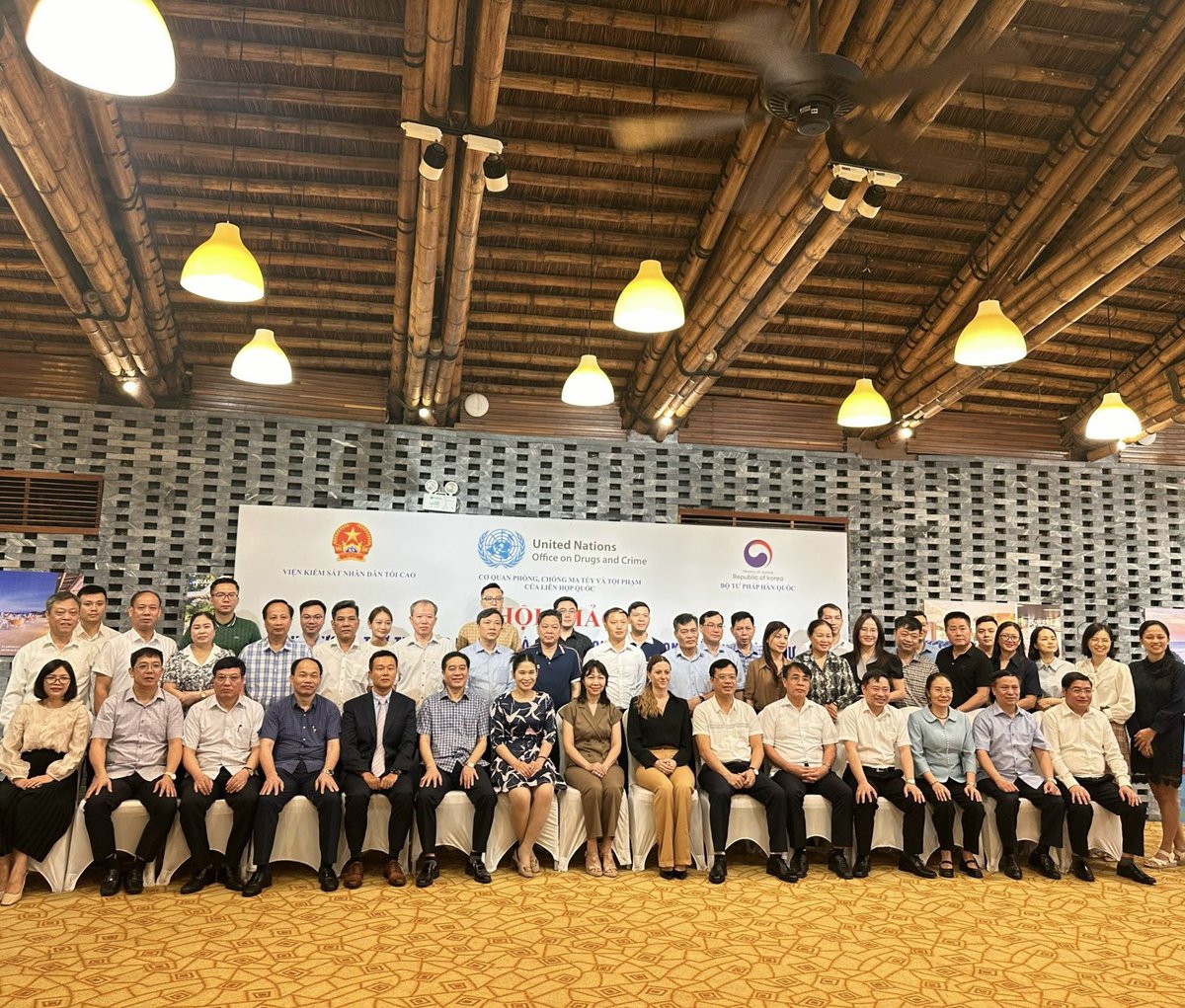 Happening now: Legislative Drafting WS to support the development of a new law on Mutual Legal Assistance in Criminal Matters of Vietnam co-hosted by <a href="/Unodc/">UN Office on Drugs & Crime</a> &amp; Supr. Ppl. Procuracy 🇻🇳. Thanks <a href="/flavia_romiti/">Flavia Romiti</a> Yungsam Shin &amp; Govt of Korea 4 support. <a href="/UNODC_SEAP/">UNODC Southeast Asia-Pacific</a> <a href="/Unodcvietnam/">UNODC Vietnam</a>