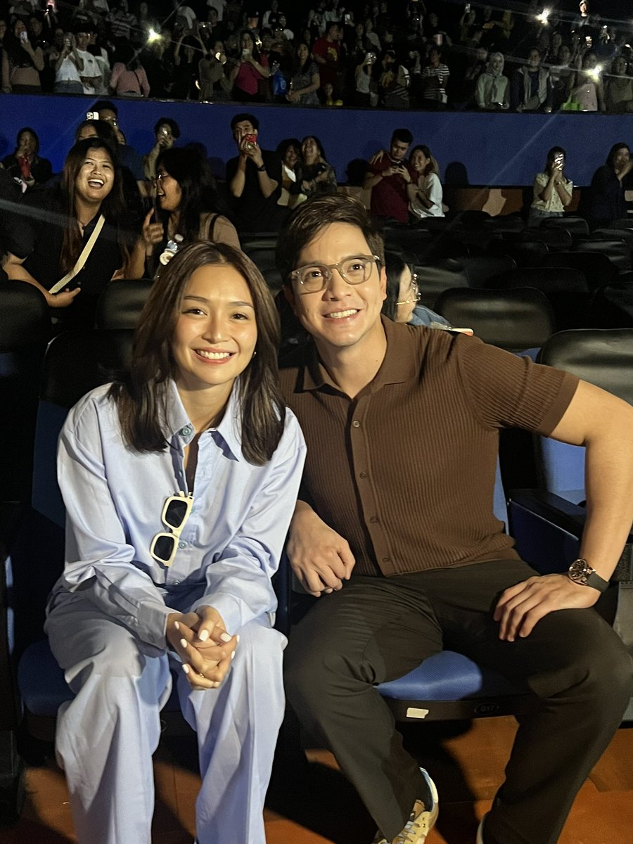 LOOK: Kathryn and Alden here at SM Megamall for another round of surprise cinema visits. 

Both are in high spirits after hearing the good news of the record-breaking first day gross.