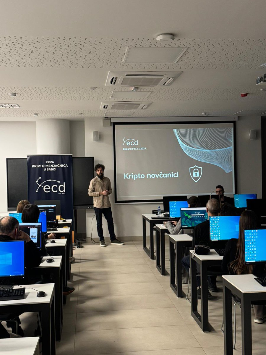 hartverse's tweet image. Day 2 of lectures at @bc_lab_ Master’s program was a huge success, with insights from experts at @ecd_RS. A big thank you to Igor Mirković and Marko Bogdanović for sharing their expertise!