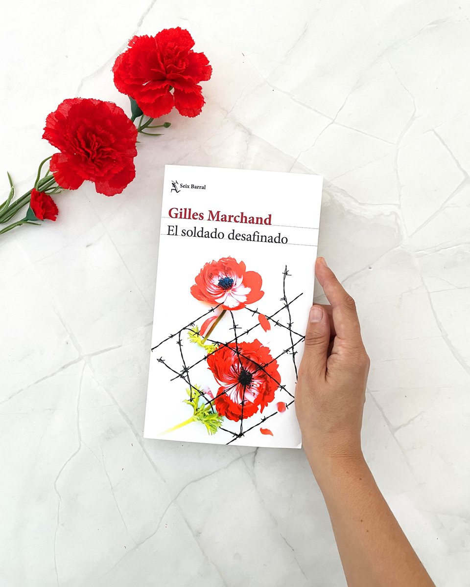 «Entre investigación, fresco histórico y novela de amor, Gilles Marchand firma una magnífica obra en la que se nos revelan las existencias rotas por la violencia de la Historia», Page, sobre 'El soldado desafinado'.

📢 ¡Ya en librerías!

📕 ow.ly/PlrY50U3zRI

<a href="/gillesm9/">Gilles Marchand</a>