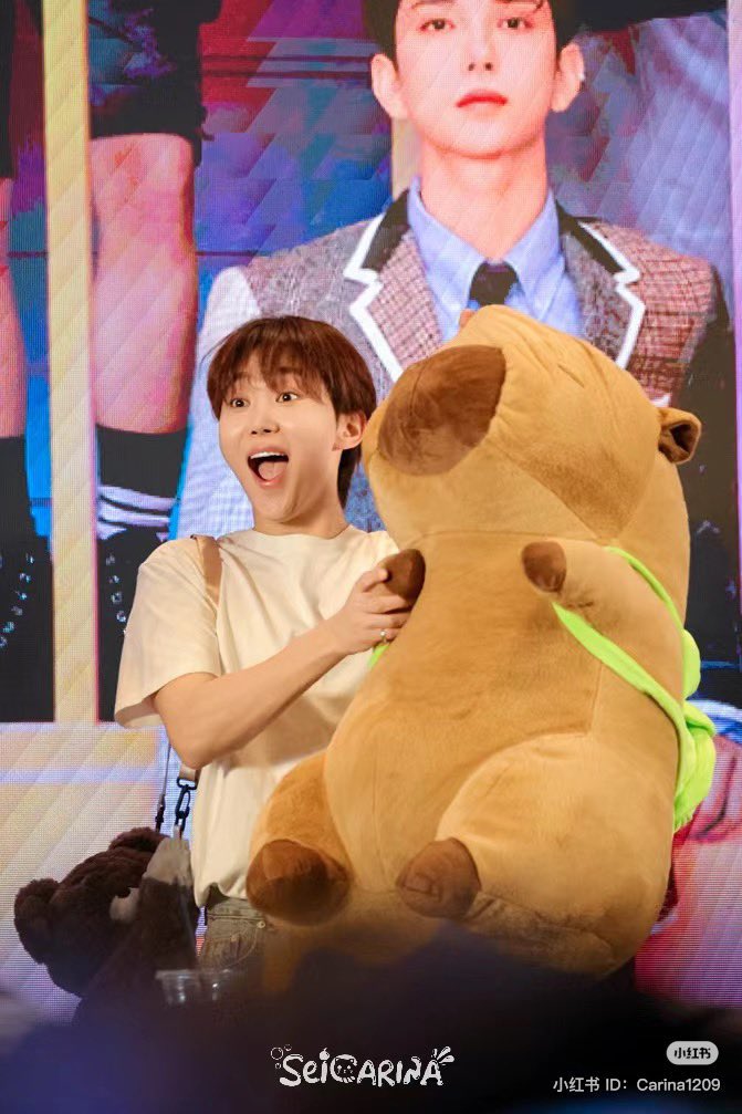 kkwanseungs's tweet image. 🥹🤏🏻