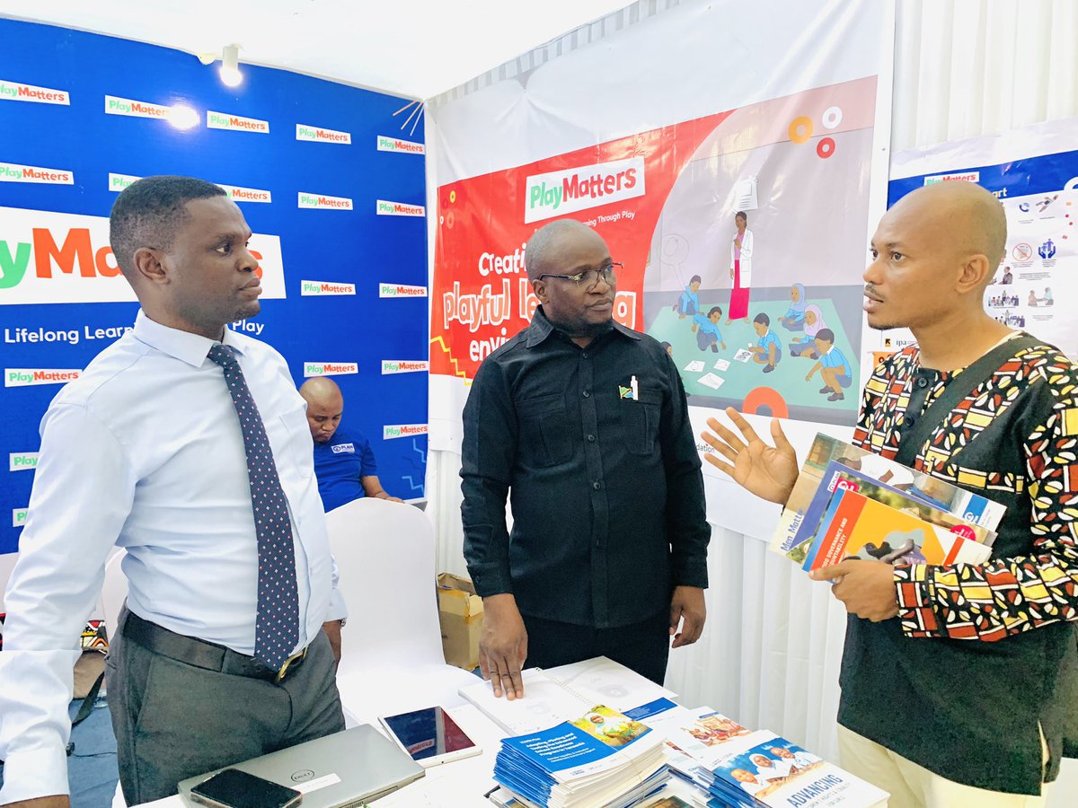 winharder_'s tweet photo. Mpaka sasa mradi #LearnPlus una vituo 29 na kituo kimoja ni shule kamili ambayo ni Vibula Shule ya Msingi iliyopo Wilaya ya Kisarawe Mkoa wa Pwani.
#IQEC2024
@Plan_tanzania
@RESCUEorg https://t.co/qtukq2B3Yg