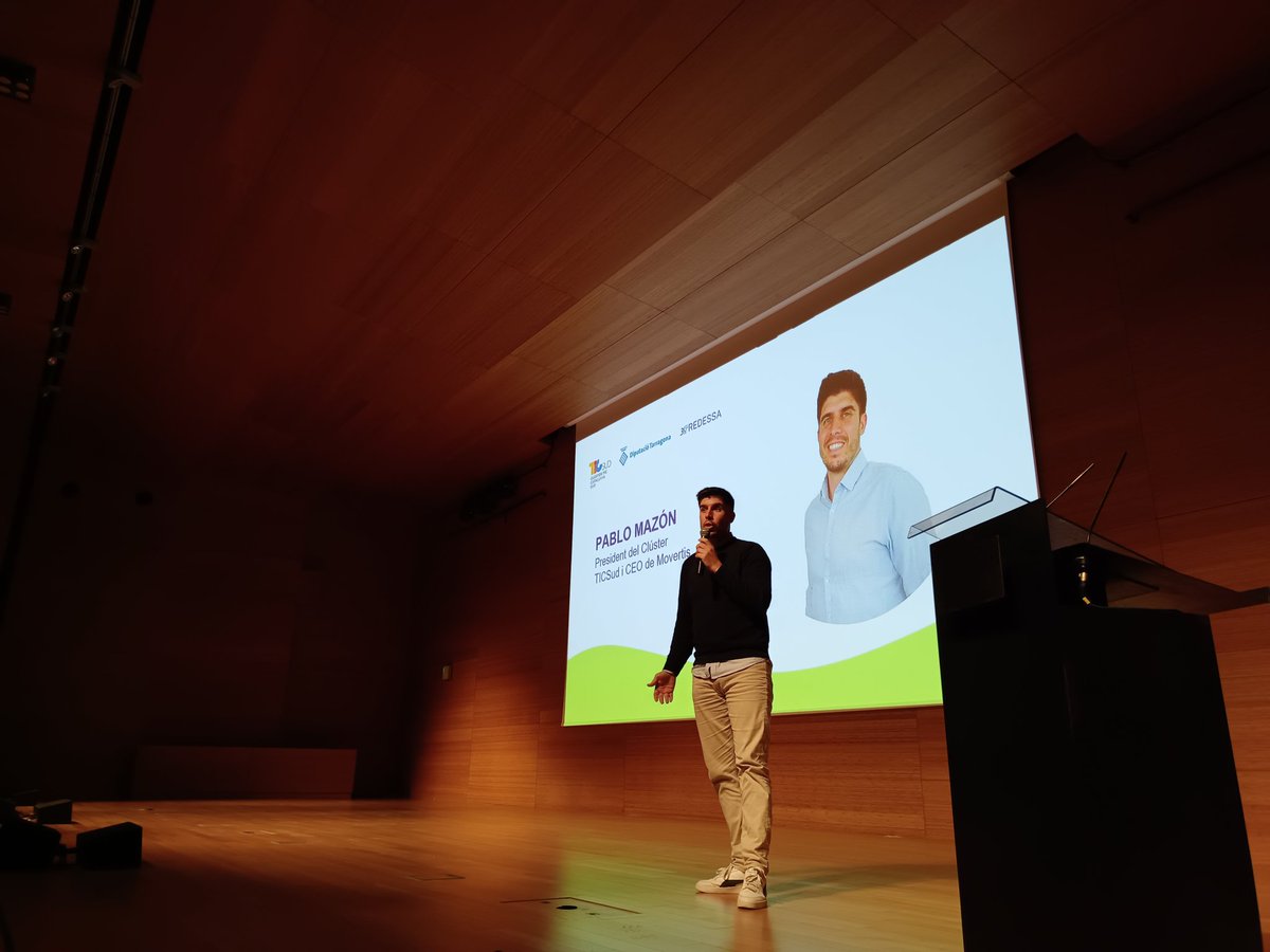 TICSud's tweet photo. 🚀En marxa el 5è #SpeedDatingFPTICSud!

✅Presentacions i espai de networking
✅#OportunitatsLaborals per a joves al sectorTIC, màrqueting, comerç, administració...

📍@firaReusEvents

#TICSud #Talent @_pablomazon @Dipta_cat @nllaurado @RedessaReus @PepBaiges https://t.co/uutcMbcLCz