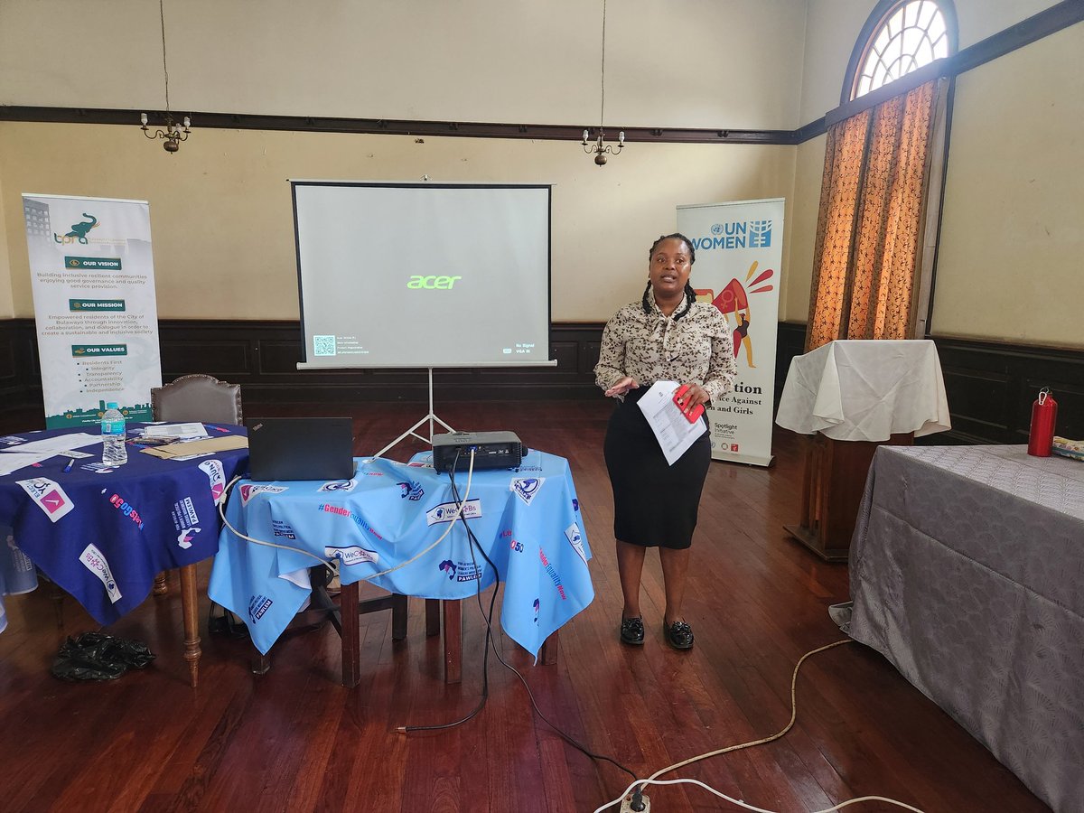 WalpeAcademy's tweet photo. @SibongileWendy5 from #WALPE delivering the welcome remarks and outlining the conference objectives at the 'Elections Reflections and Trends of VAWP' indaba, emphasizes that this indaba is crucial for developing strategies to end violence against women in politics in Zimbabwe. https://t.co/vfPCLOYNd0