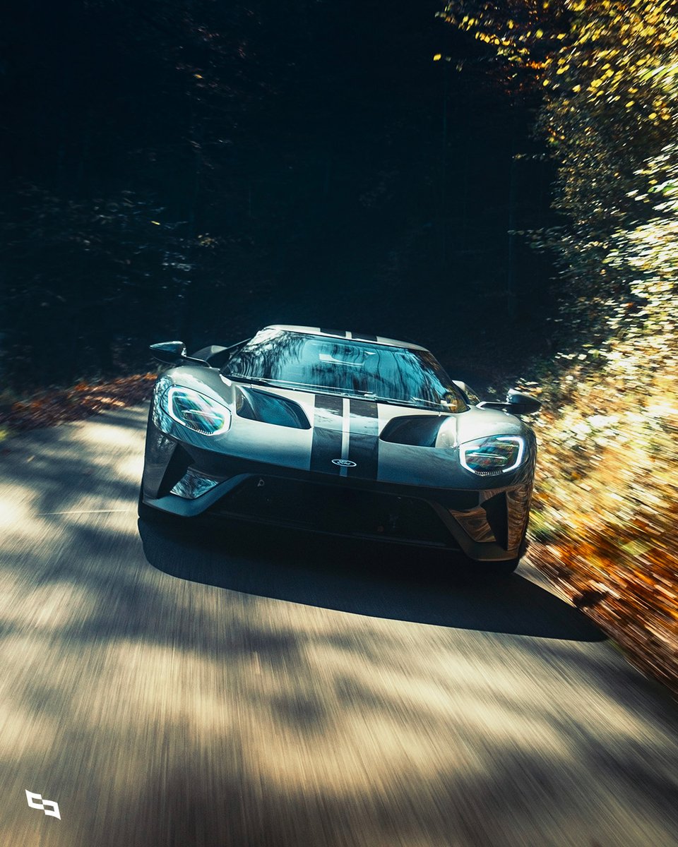 collectingcars_'s tweet image. This second-generation Ford GT is a rare and sensational modern race-derived supercar, offered for sale by its first and only owner from new.

📍LIVE NOW - Founex, Switzerland

🔗Find out more: collectingcars.com/for-sale/2018-…

#CollectingCars #FordGT #Ecoboost #V6 #LeMans