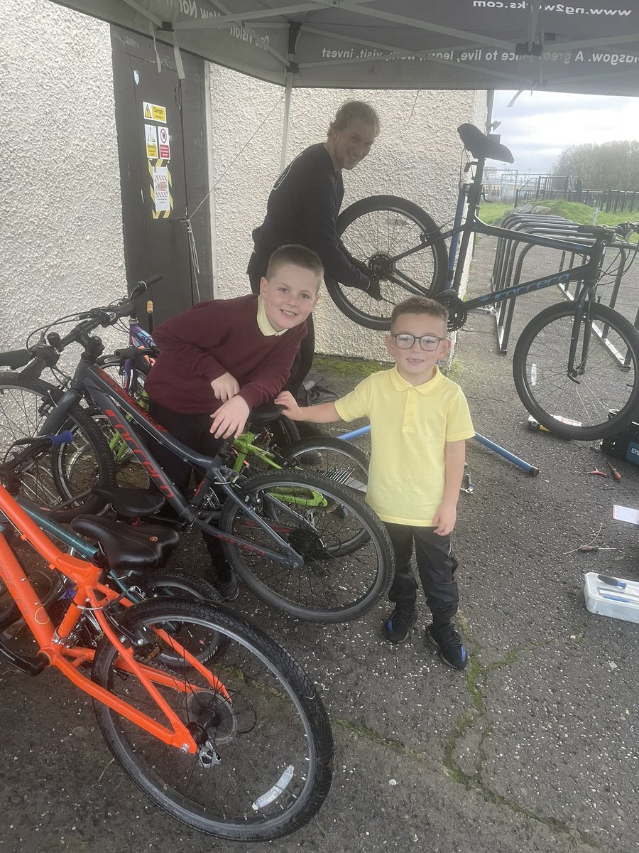 Miss Bennett tweet media