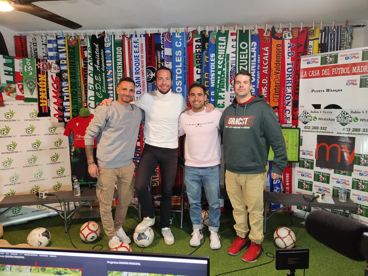 Programa N⁰303 en <a href="/Balon_Tierra/">𝔹𝕒𝕝𝕠́𝕟 𝔸 𝕋𝕚𝕖𝕣𝕣𝕒 ⚽</a> donde tuvimos la visita 🔝⚽ de <a href="/MQuejigo/">Miguel Ángel Quejigo</a> y <a href="/richisanse/">Ricardo martin</a> del <a href="/RayoAlcobendas/">RC Alcobendas</a>

MUCHÍSIMAS GRACIAS POR LA VISITA AMIGOS Y MUCHA SUERTE 🍀⚽ 

🎞️youtu.be/mGcx_Uh_7j4?fe…

#LaCasaDelFútbolMadrileño 
#ElFútbolQueNosGusta 
#Bat303