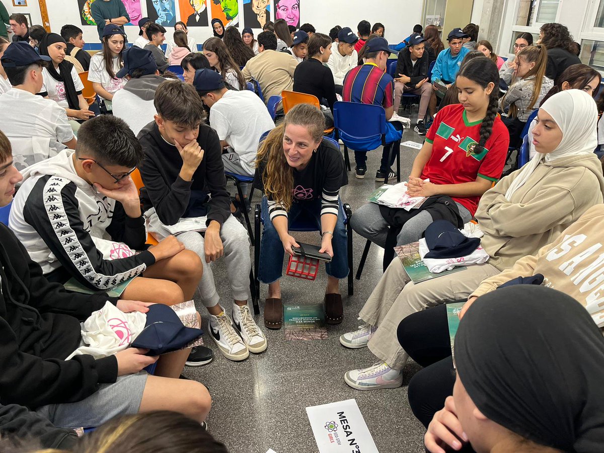 LaserWay (@laserwayeu) on Twitter photo 👏 A big shoutout to <a href="/AZUDWater/">AZUD Water Solutions</a> for inspiring the next generation! AZUD welcomed 30 univ. & 40 pre-univ. students, & joined #ECOSTEMGirls with 100+ high schoolers. They showcased the LASERWAY project, driving sustainable manufacturing & efficient water use. Find more details 👇 👏 A big shoutout to <a href="/AZUDWater/">AZUD Water Solutions</a> for inspiring the next generation! AZUD welcomed 30 univ. & 40 pre-univ. students, & joined #ECOSTEMGirls with 100+ high schoolers. They showcased the LASERWAY project, driving sustainable manufacturing & efficient water use. Find more details 👇