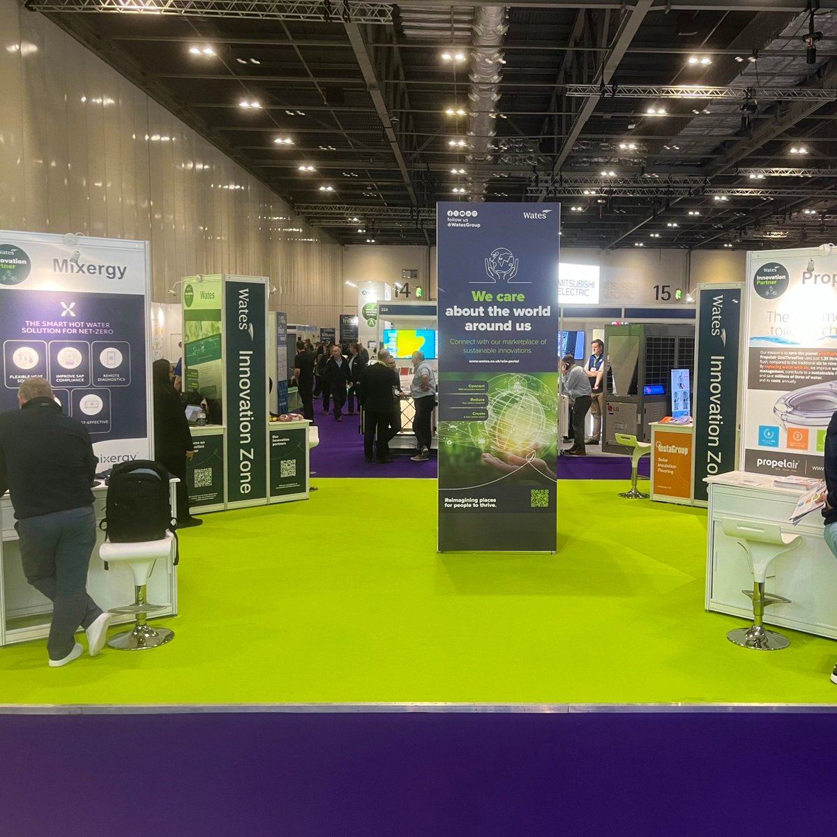 Showlite's tweet photo. Our team crafted bespoke feature areas, including the striking CIBSE stand, and a beautiful stand for @RefraEu to showcase their product and values.
A big thank you to @CIBSE for trusting us with this incredible event! ๐โจ
#Showlite #Build2Perform #EventManagement https://t.co/FW5kCr6VLv