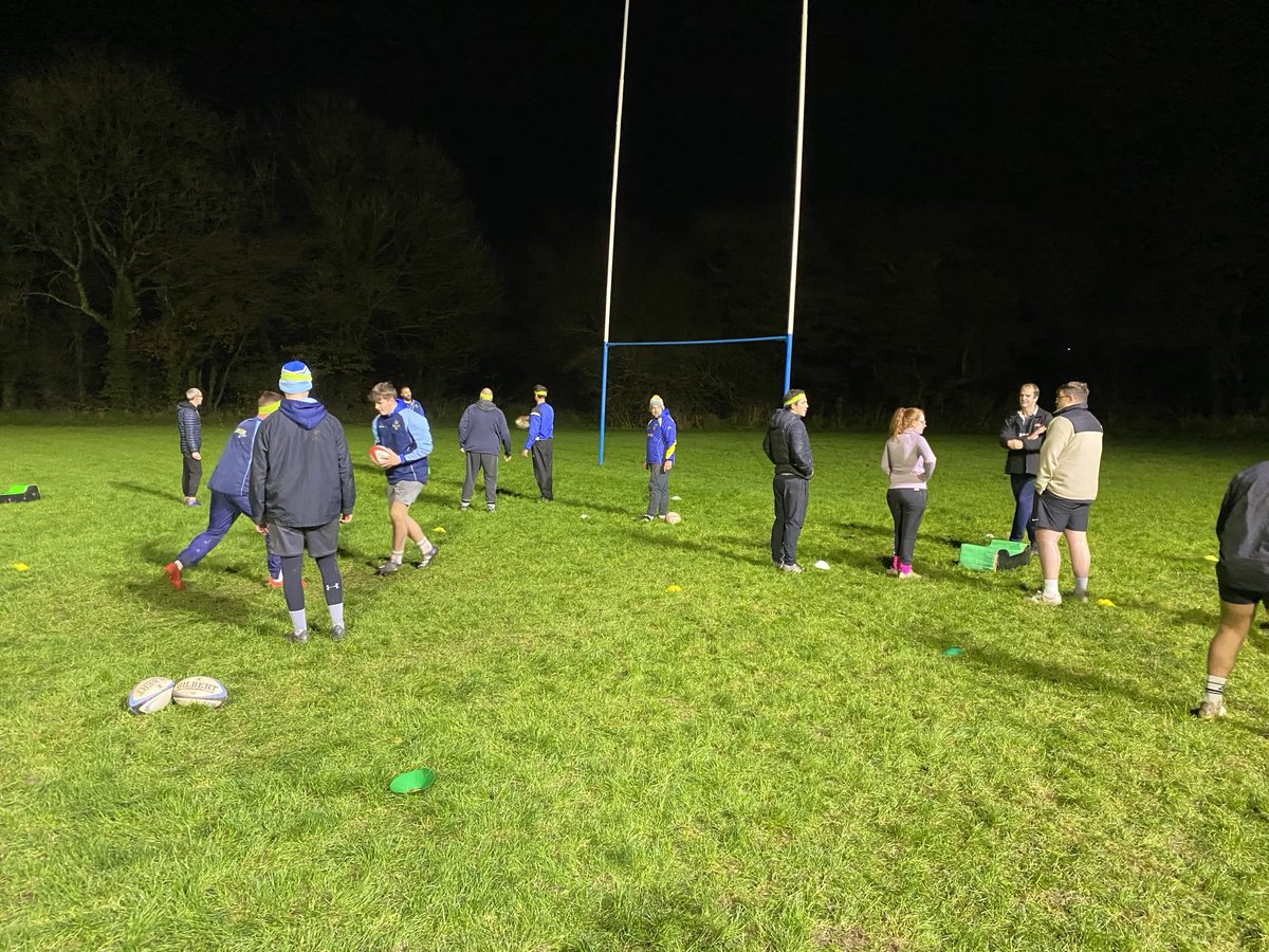 timpoole959's tweet photo. Evening 2 of the WRU Level1 Course ⁦⁦@StClearsRFC⁩ lat night.  Some great chat around Games for Understanding, Keeping the ball alive and Session Planning. 19 coaches putting the theory into practice via micro coaching games! ⁦@aledparry⁩ ⁦@WRU_Community⁩ https://t.co/M389dc86AG
