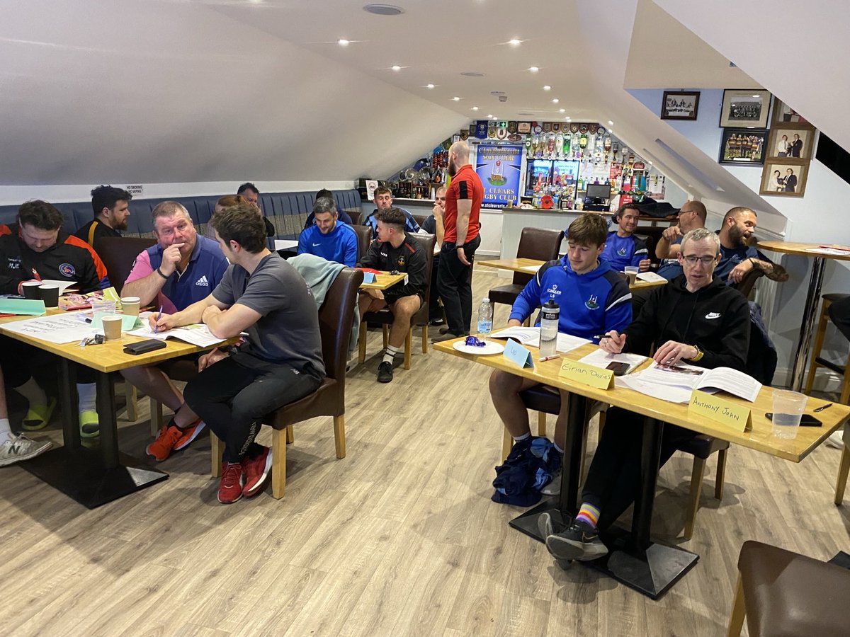 timpoole959's tweet photo. Evening 2 of the WRU Level1 Course ⁦⁦@StClearsRFC⁩ lat night.  Some great chat around Games for Understanding, Keeping the ball alive and Session Planning. 19 coaches putting the theory into practice via micro coaching games! ⁦@aledparry⁩ ⁦@WRU_Community⁩ https://t.co/M389dc86AG