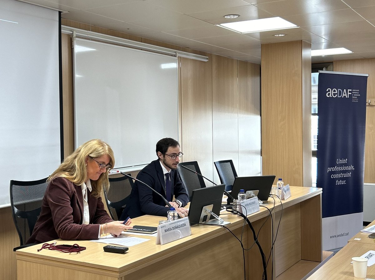 📢 JORNADA DE MAGISTRATS 2024 👇

🟦 Iniciem la #JornadadeMagistrats2024 a <a href="/ICABarcelona/">ICAB · Advocacia Barcelona</a> 

El Delegat de <a href="/AEDAFCAT/">AEDAFCAT</a> Adrià Redondo Vives  i Maria Doñagueda, Coordinadora del Grup de Treball de Procediment Tributari de la Delegació Catalana-AEDAF, inauguren aquesta edició.