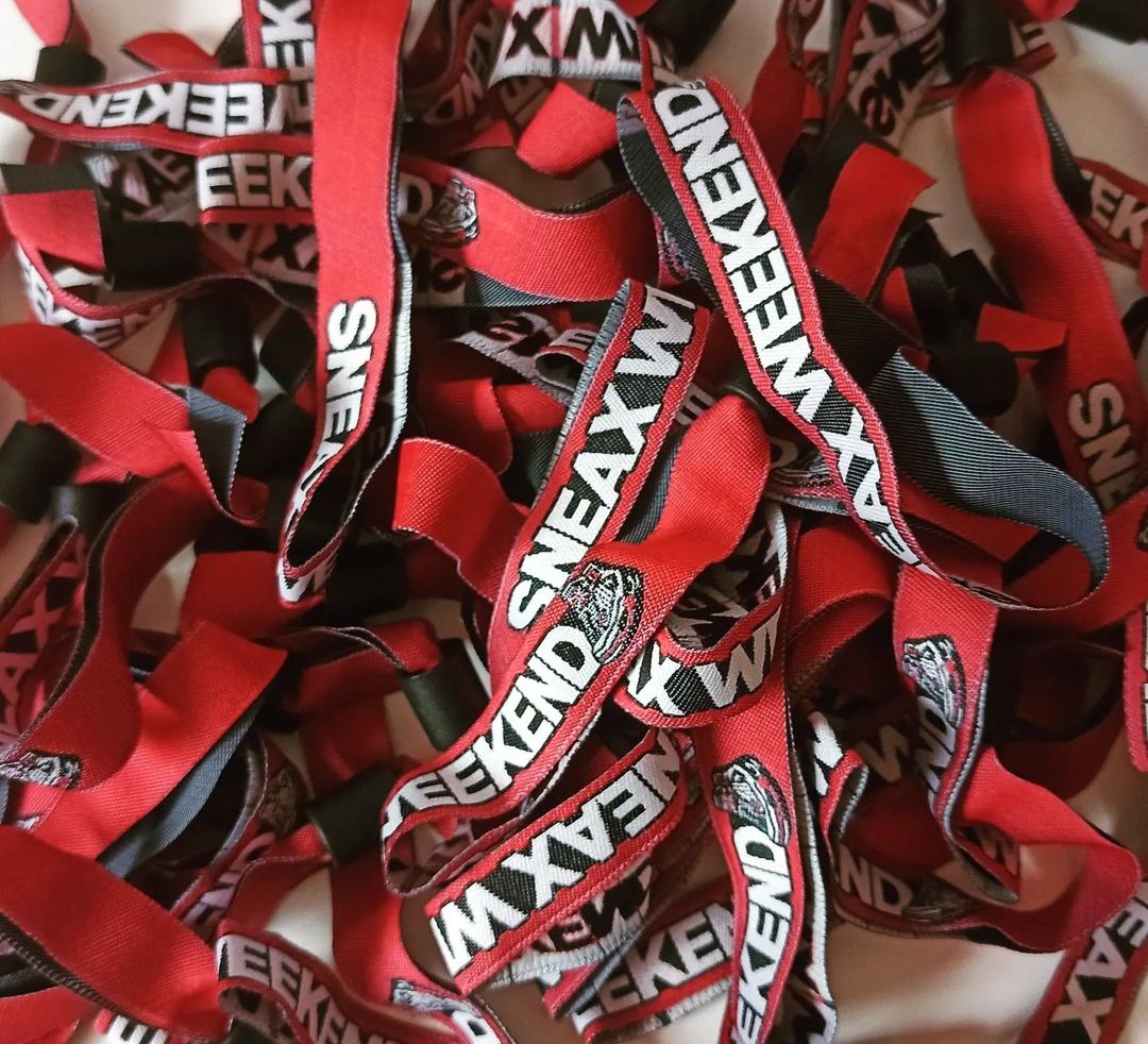 Wristbands ready! Collect yours tomorrow from 6pm at the Rem Bar! See you there! 😉