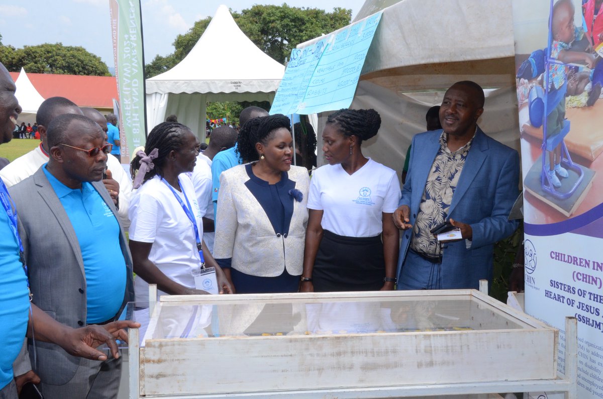 NUDIPU's tweet photo. #NUDIPUAdvocacyDay2024 

The guest of honour Commissioner Stephen Byantware standing In for the invited Chief  guest @FrankTumwebazek Hon Minister @MAAIF_Uganda  inspecting the exhibition  stalls with NUDIPU Management team.

@Mglsd_UG @LftWUG @VNGi https://t.co/bl6YVDR0T3