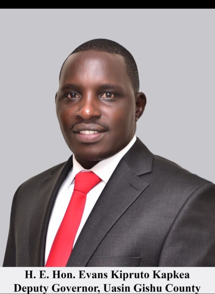 Joshuayator1's tweet photo. Congratulations to the third governor and first keiyo governor.
I wish @GovernorBii took my advice of completing his one term without a DG .

In the next 14 days mca sato will be tabling his impeachment motion.

Iám 100% sure he will not survive.

#tigitiknews . https://t.co/5VhXLxVIE5