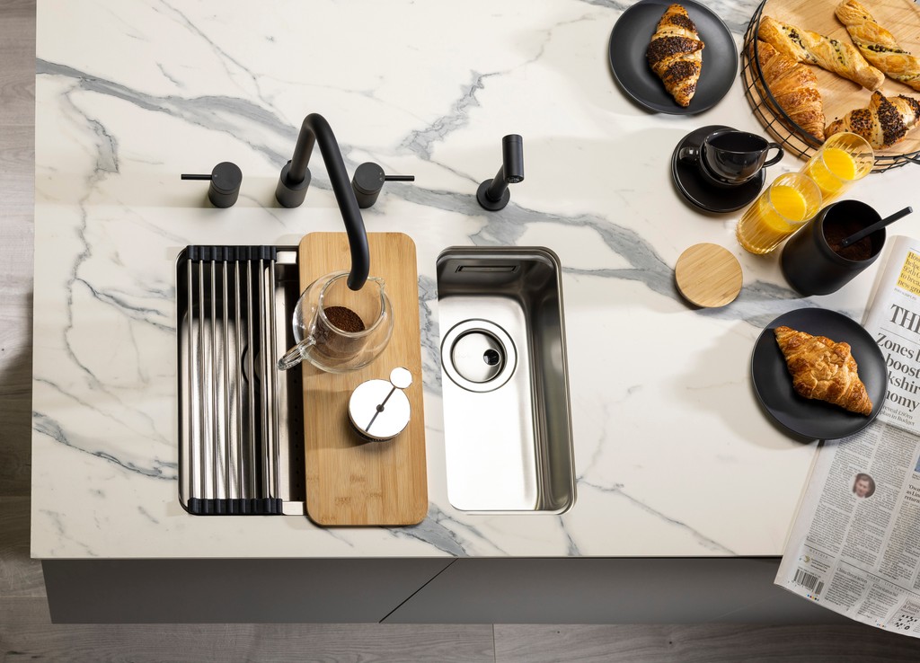 abodehome's tweet photo. Improve your health and wellbeing with our Click Handspray Collection, as seen in the latest update from health & lifestyle platform, Social Equality 🔗 https://t.co/hPRRatMKtv
To find out more, just visit https://t.co/0zz7qKbPXu
#Abode #Click #Handspray #Wellbeing #Lifestyle https://t.co/c7tpqaZKy8