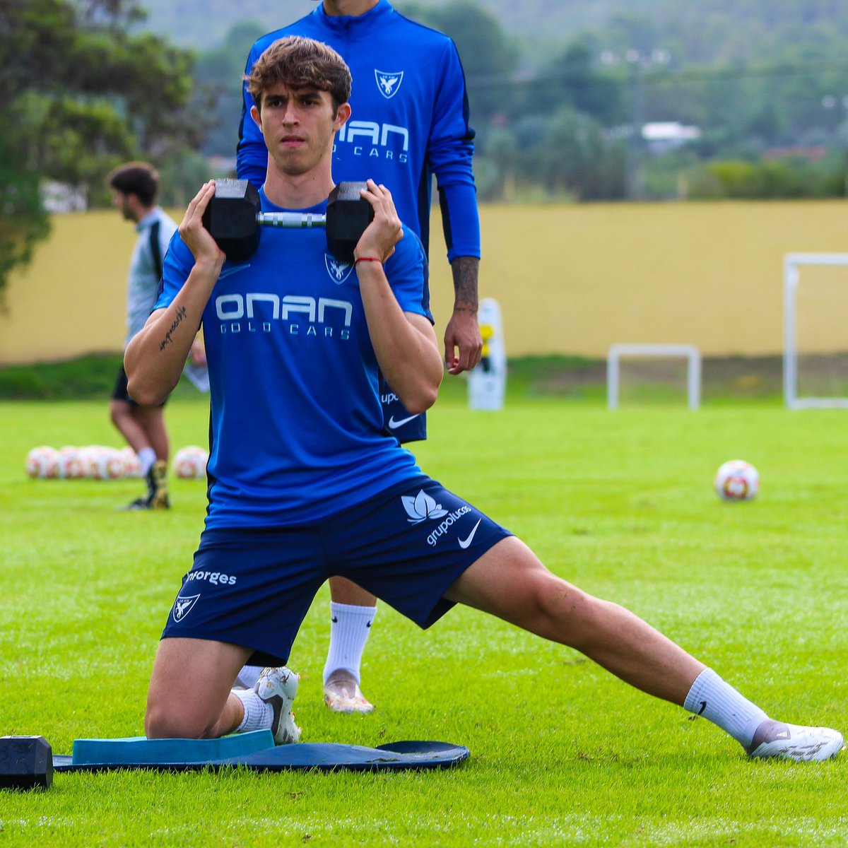 🏋🏻‍♂️ <a href="/Ikerabellan_/">Ikerabellan_</a> 🆙

📍 El Mayayo

#UCAMMurciaAtlAntoniano