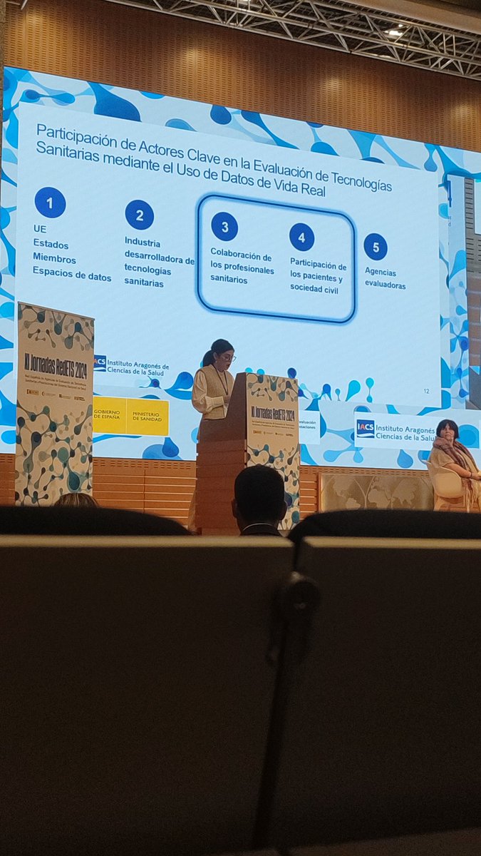 Aprendiendo el poder de los Datos de Vida Real. Estupenda <a href="/s_iserndeval/">Soledad Isern de Val</a> poniendo en valor la colaboración de profesionales y pacientes en la Evaluación de Tecnologías Sanitarias
#RedETS #JornadasRedETS2024 #DatosVidaReal <a href="/s_iserndeval/">Soledad Isern de Val</a> <a href="/iacs_aragon/">IACS (Salud-Aragón)</a> <a href="/GobAragon/">Gobierno de Aragón</a> <a href="/sanidadgob/">Ministerio de Sanidad</a>