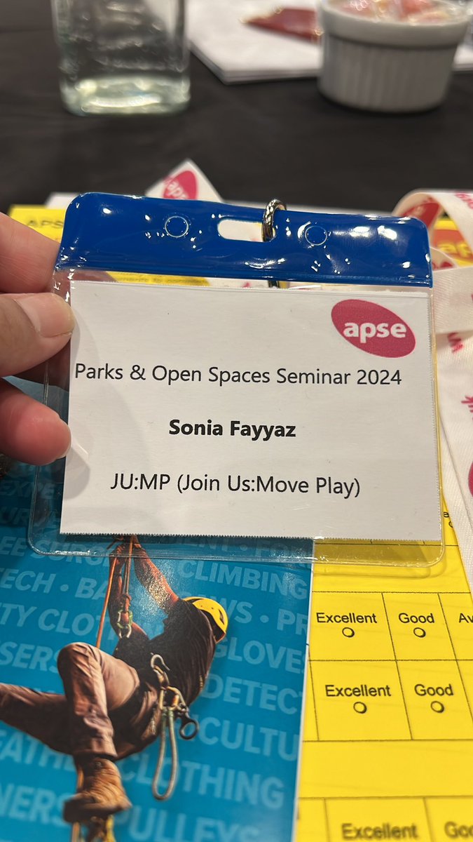 SoniaFayyaz's tweet photo. Excited to be presenting an overview of my work leading “Gender-sensitive greenspace development programmes: A co-designed approach with adolescent girls” - at the @apseevents Southern Region Parks &amp; Open Spaces Seminar in Oxford with @HWBTiko

#APSEevents #APSEPARKS https://t.co/V1EwKU6geo