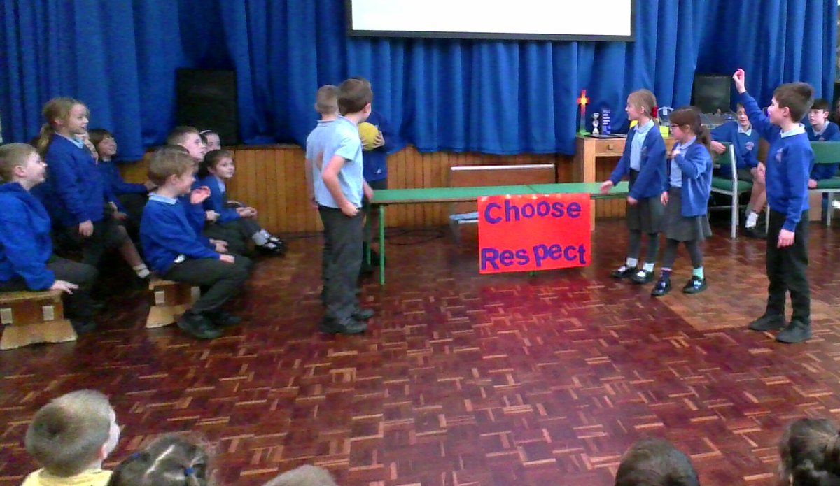 AppleySaintsCE's tweet photo. #AntiBullyingWeek2024 #ChooseRespect assembly this morning led by #ABASY3 We're all wearing #oddsocks today! @FriendsPrimary @WN6_Mums @CidariEducation @StandishVoiceNF @WigToday @LocalLifeMedia @ShevCommunity @appley_b https://t.co/Bp0D2S9KJn