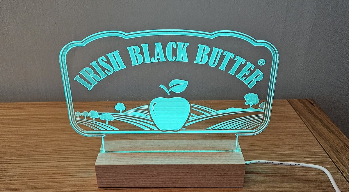 Foxglovelaser's tweet photo. We specialise in laser engraved, custom-made orders. We can immaculately laser engrave your brand or company logo on almost anything!  Let's collaborate and light up your business! 🤩🫱🏿‍🫲🏽 📲07751229796 #Lancashire #SBSWinner #collaboration https://t.co/cPaUzoixFx