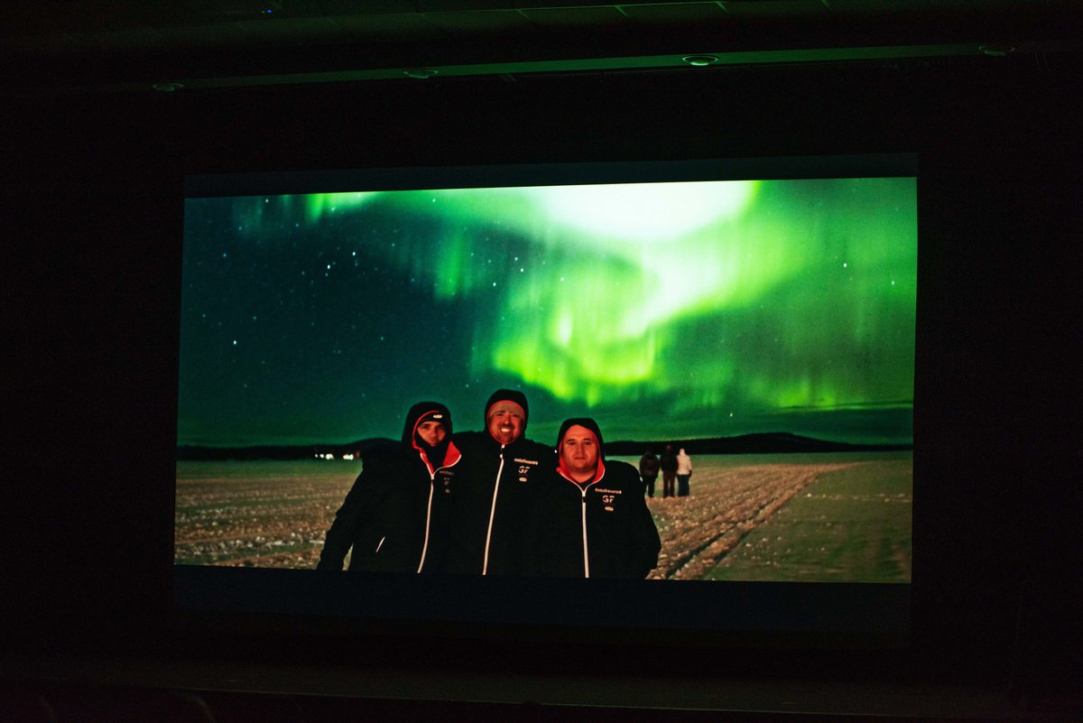 agenciaiisi's tweet photo. 🌌Las auroras boreales posan para las Semanas de la Ciencia y la Innovación en El Hierro ✨ Interesante actividad sobre auroras, explicaciones científicas y retos revolucionarios, como filmar el fenómeno natural en 360 grados desde la estratosfera #SCIC24
https://t.co/1xySX2KdaD https://t.co/xQ3i5pWsG1