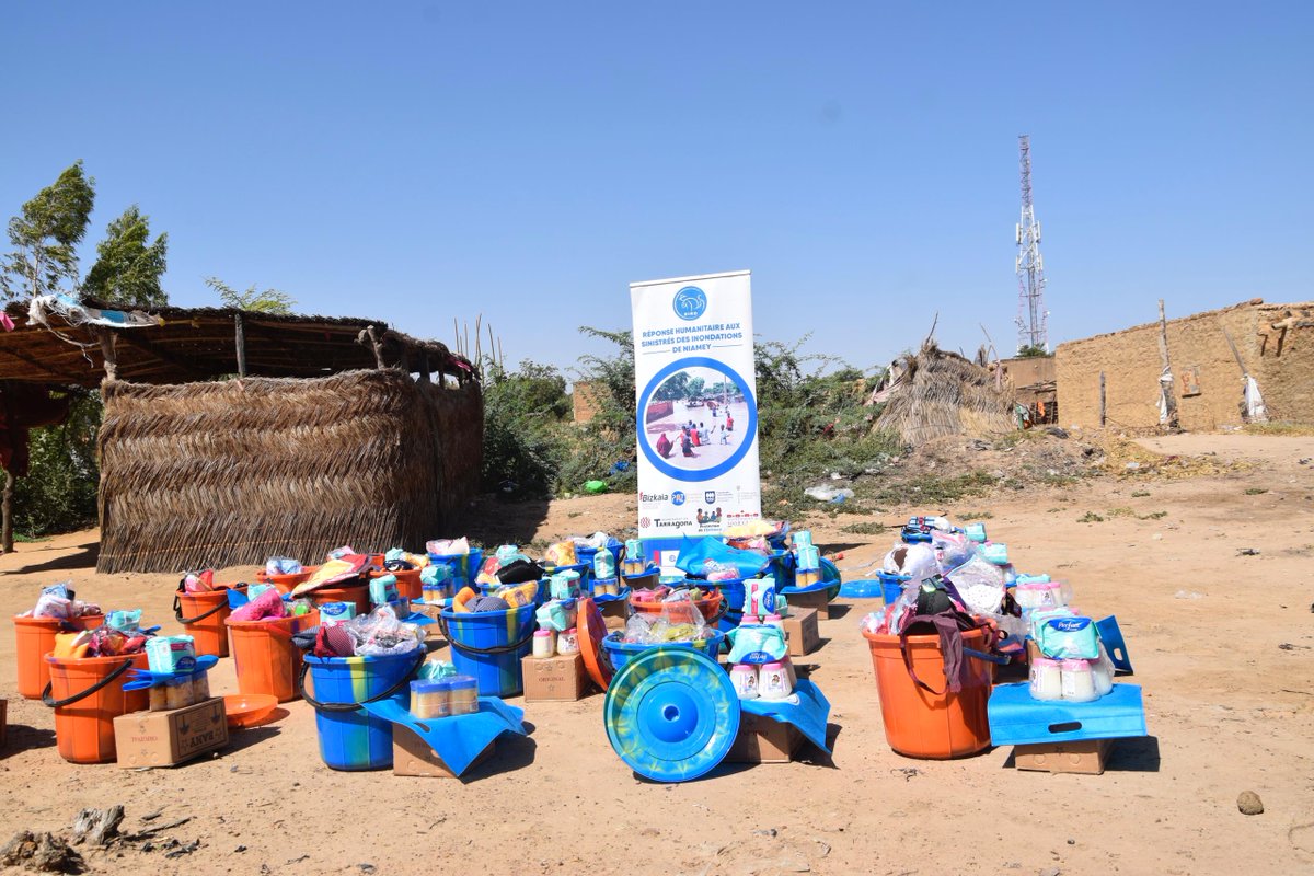 #RéponseAuxInondations

En images l'activité de Distribution de 25 kits de dignités aux personnes à besoin spécifique de Saga, exécutée par l'ONG DIKO et son partenaire fidèle l'<a href="/ACPPasamblea/">ACPP</a> sous le financement de la Diputacion Foral de Gipuzkoa (DFG). Cette activité s'est tenue