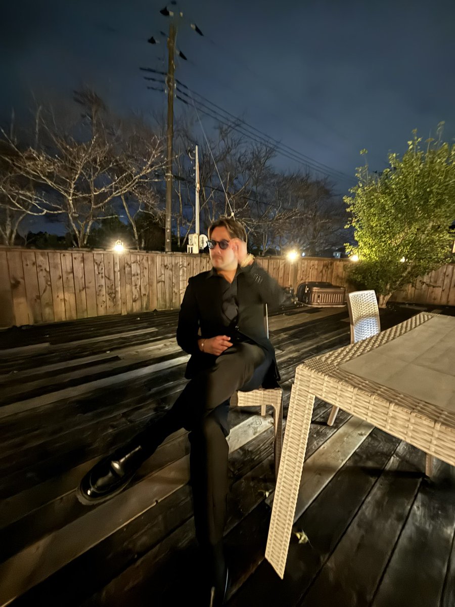 swell_tetsuya's tweet photo. 俺は底辺から這い上がってきた
舞い上がった馬鹿と一緒にするな
ハードな環境を生きてきたんだ
妬み屋の数だけレベル上げてな https://t.co/Dv9he9kfaA