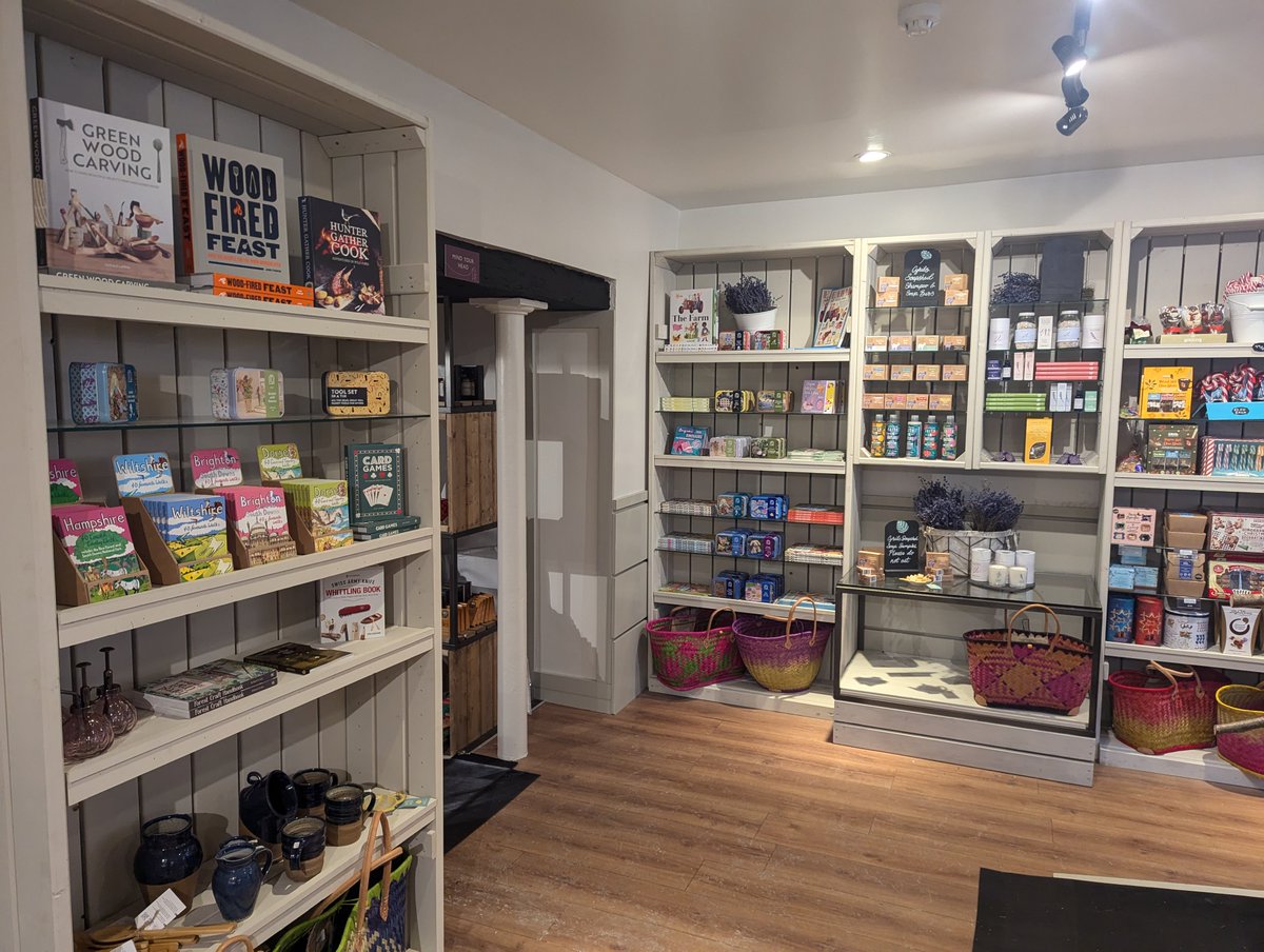 GMC Distribution tweet media