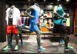 Branded sports &amp; leisurewear research, London, 25-27 Nov, 1 hour, £60 incentive. If you are English or French, aged 18-34 and wear branded sports/leisurewear (to take part in sport or to wear as every day clothing), we'd love to hear from you. Apply here: research.bunnyfield.com/s/7989c5af-6d6…