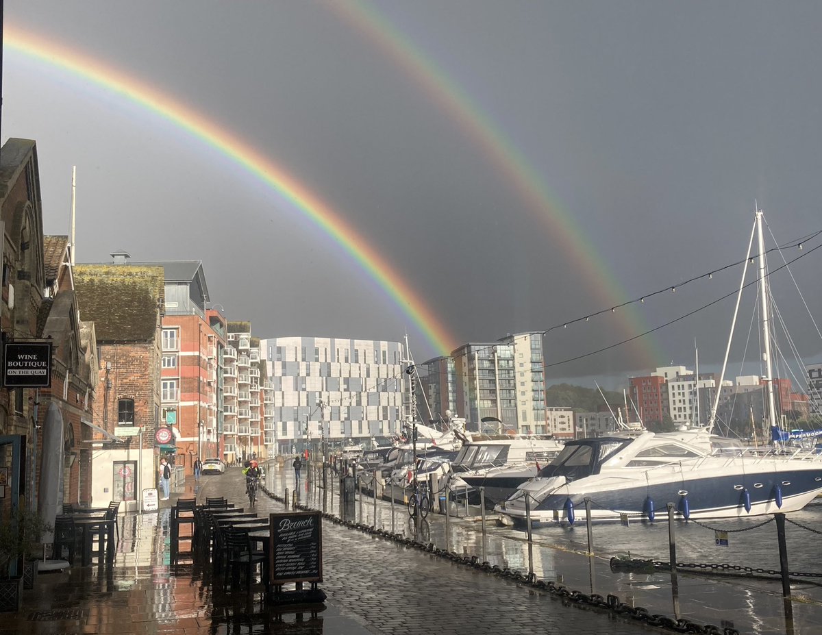 My last #tweet #post on this platform as I head over to <a href="/bluesky/">bluesky</a>. 

It’s been fun, &amp; where else would I have had conversations with the late <a href="/thedavidcrosby/">David Crosby</a> <a href="/stevesilberman/">Steve Silberman</a>. 

I can be found at @juliangibbs.bsky.social