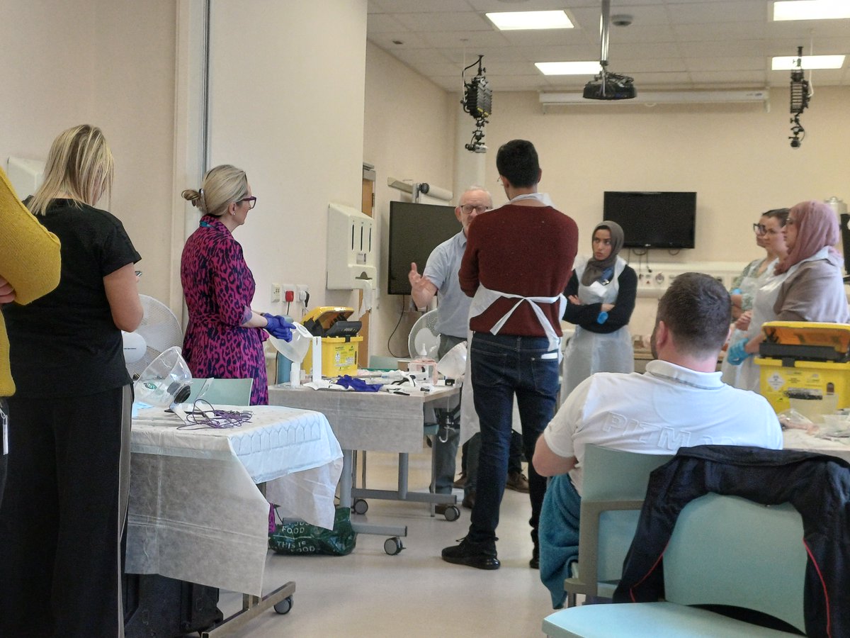 Day 2 of the General Surgery Bootcamp!

Another fantastic day with engaged and knowledgeable faculty and amazing trainees!

Looking forward to day 3 😀

#GeneralSurgery #YETA #NEYETA #Endoscopy