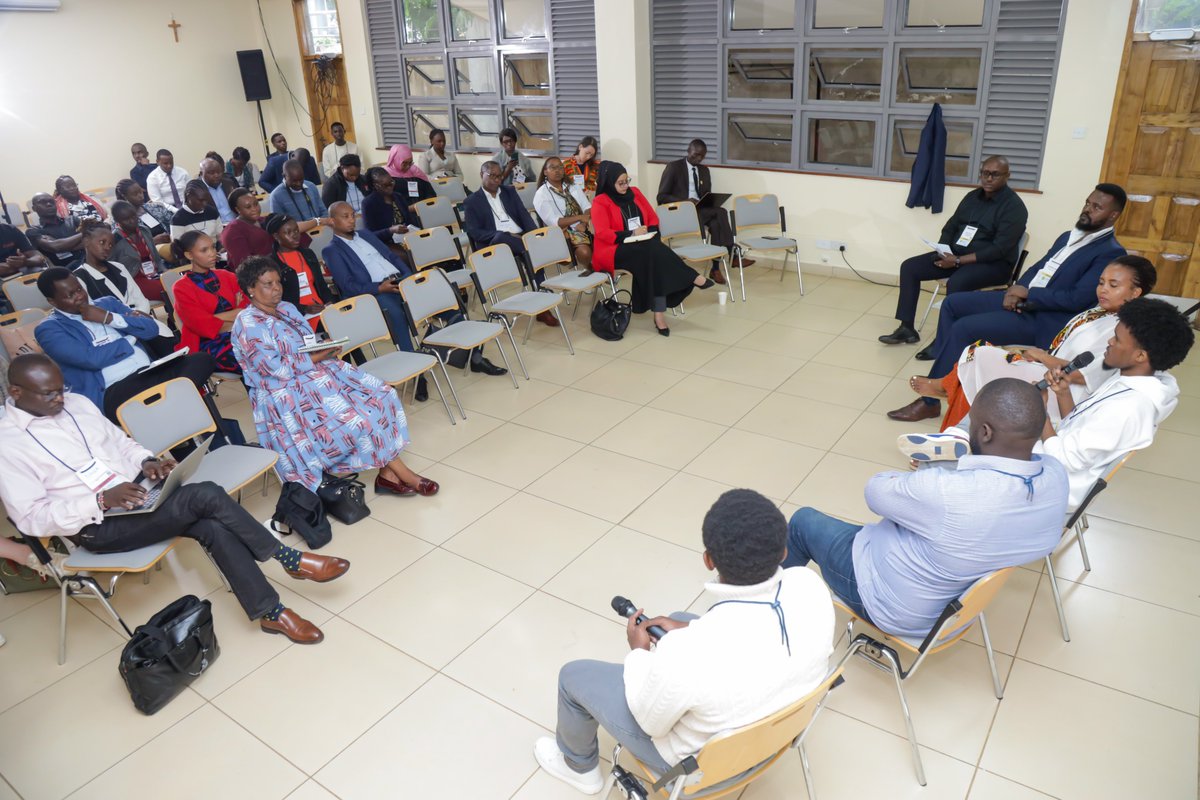 KEPSA_KENYA's tweet photo. During the panel discussion on digital access, and the role of AI in shaping Africa's workforce, the panelists highlighted role AI plays in advancing businesses They emphasized the need for companies to invest in upskilling their workforce as technology evolves.
#SIBCONFERENCE https://t.co/LcUdSNI50v