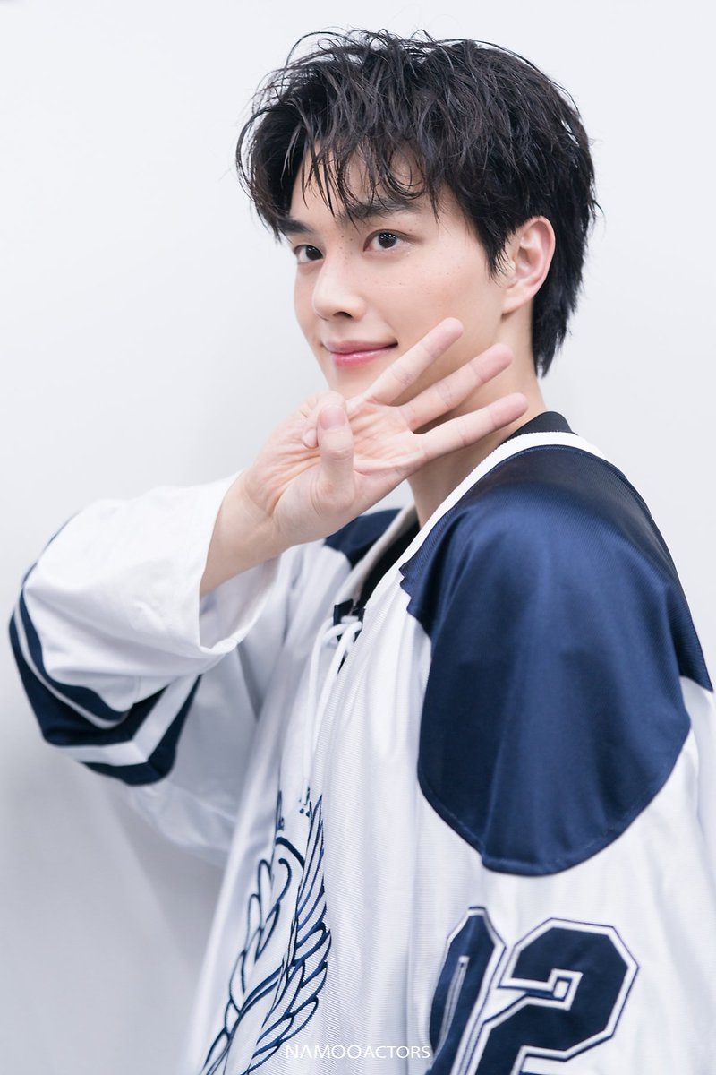 SongkangTH's tweet photo. [241114] เบื้องหลังการถ่ายภาพ SONGKANG SEASON'S GREETINGS 2025 <EPISODE #423>

Part 3 #นักกีฬา

-8-
#송강 #SONGKANG #ซงคัง #ソンガン #EPISODE423 #2025SEASONSGREETINGS https://t.co/xn6vJY5LwV