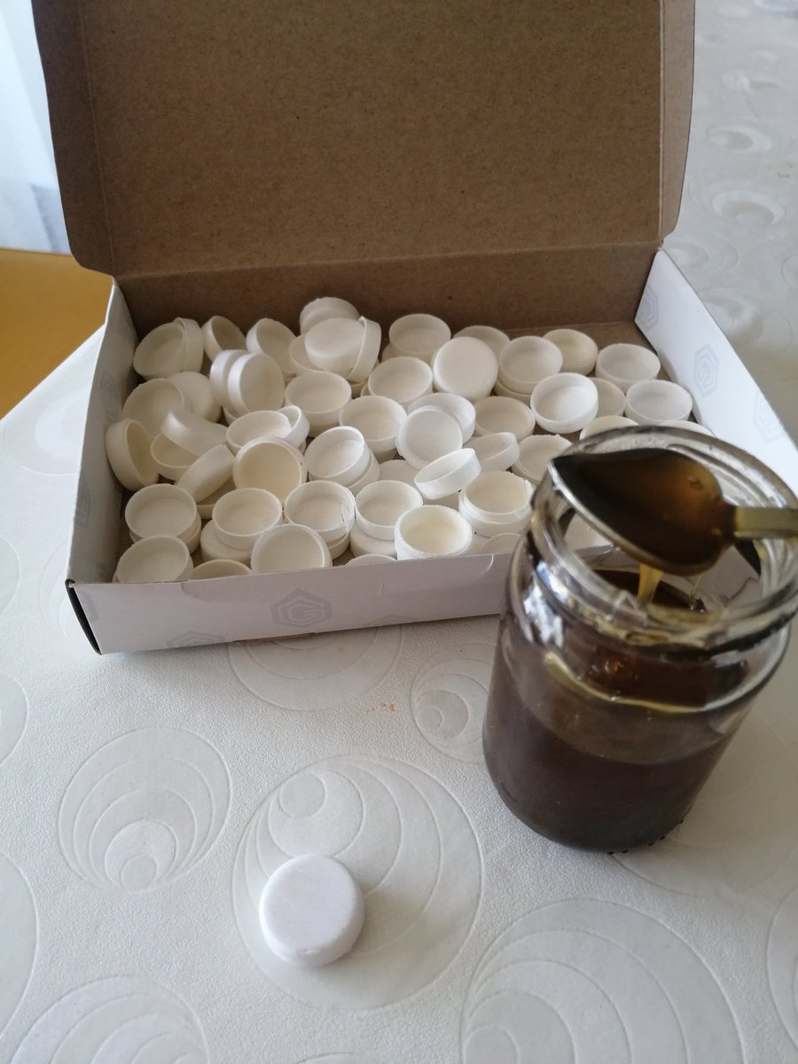 Yıllardan beri süre gelen bir mide rahatsızlığım var. En son endoskopi yaptırdığımda da midemde ülser olduğu belgelendi. Biliyorum ki bu sorun birçoğumuz da var. Doktorun bana hiçbir ağrı kesici içmemem gerektiğini. İçmek zorunda kalırsam da mutlaka bir mide ilacı ile beraber