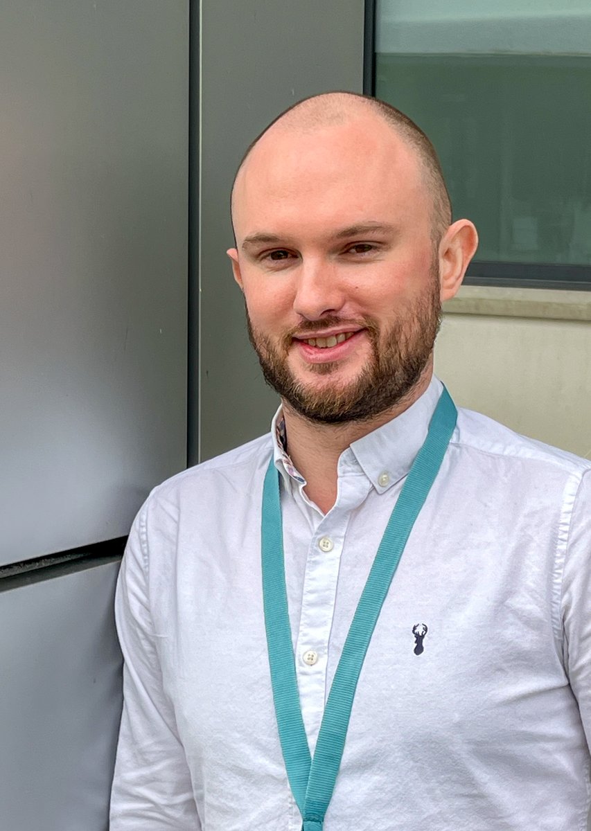 DYW Borders tweet media