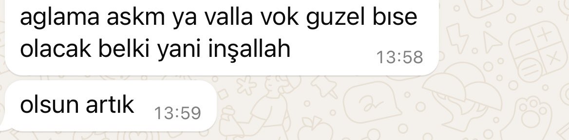 aycaatuygun's tweet photo. Kız grubunda birbirimizi teselli de edemiyoruz artık🚬 https://t.co/A6KQlty5pL