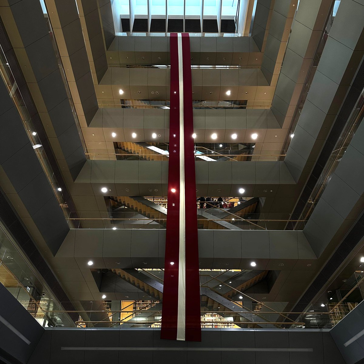 🇱🇻 Svinam Latvijas Valsts svētkus kopā!