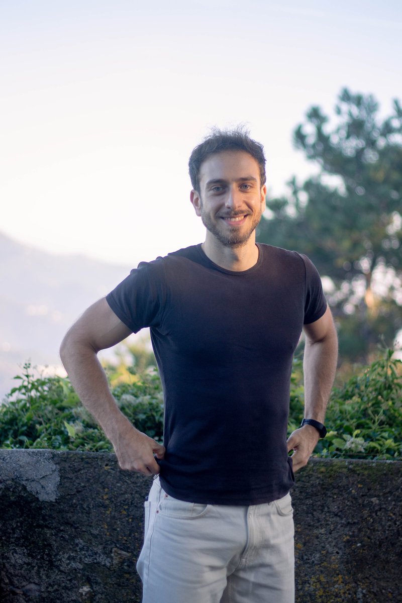 martinbasileit's tweet photo. La tua idea non vale nulla.

So che suona brutale, ma la realtà è questa: le idee, da sole, non valgono nulla. Ce ne sono a milioni, sparse per il mondo, e spesso chi crede di aver avuto un’illuminazione unica è solo perché non è abituato ad averne. Avere idee è la parte facile. https://t.co/uJURpPI6Ft