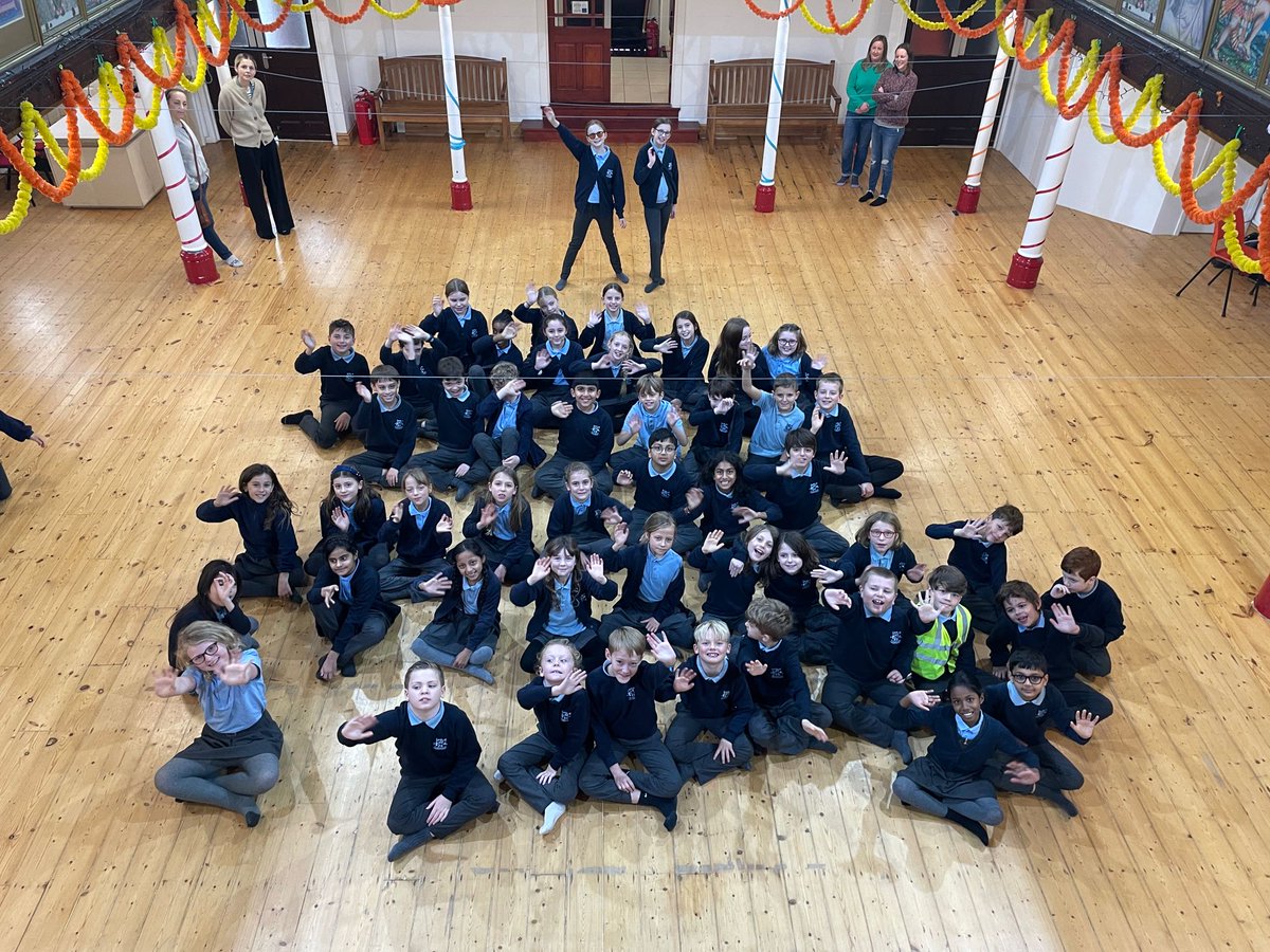 HambrookSchool's tweet photo. #hambrook6 and #hambrook4 spent the morning at the Hindu Temple! We had great time learning about the Hindu faith. https://t.co/rSnI5J5DZD