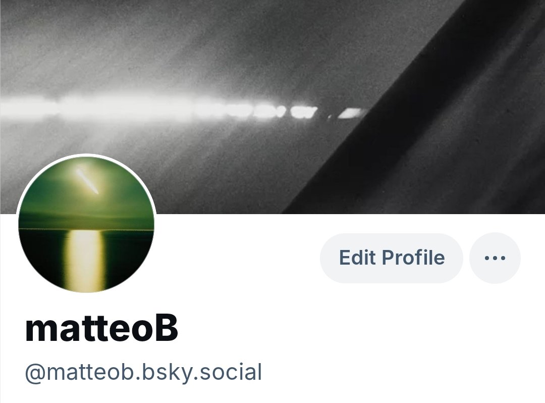 出口出 tweet media